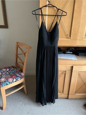 BNWT Forever New Black Pleated Maxi Dress with Spaghetti Straps - US size 6